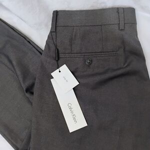 Calvin Klein Gray Dress Pants Slacks Mens 32x30 Business Formal Slim NEW NWT F